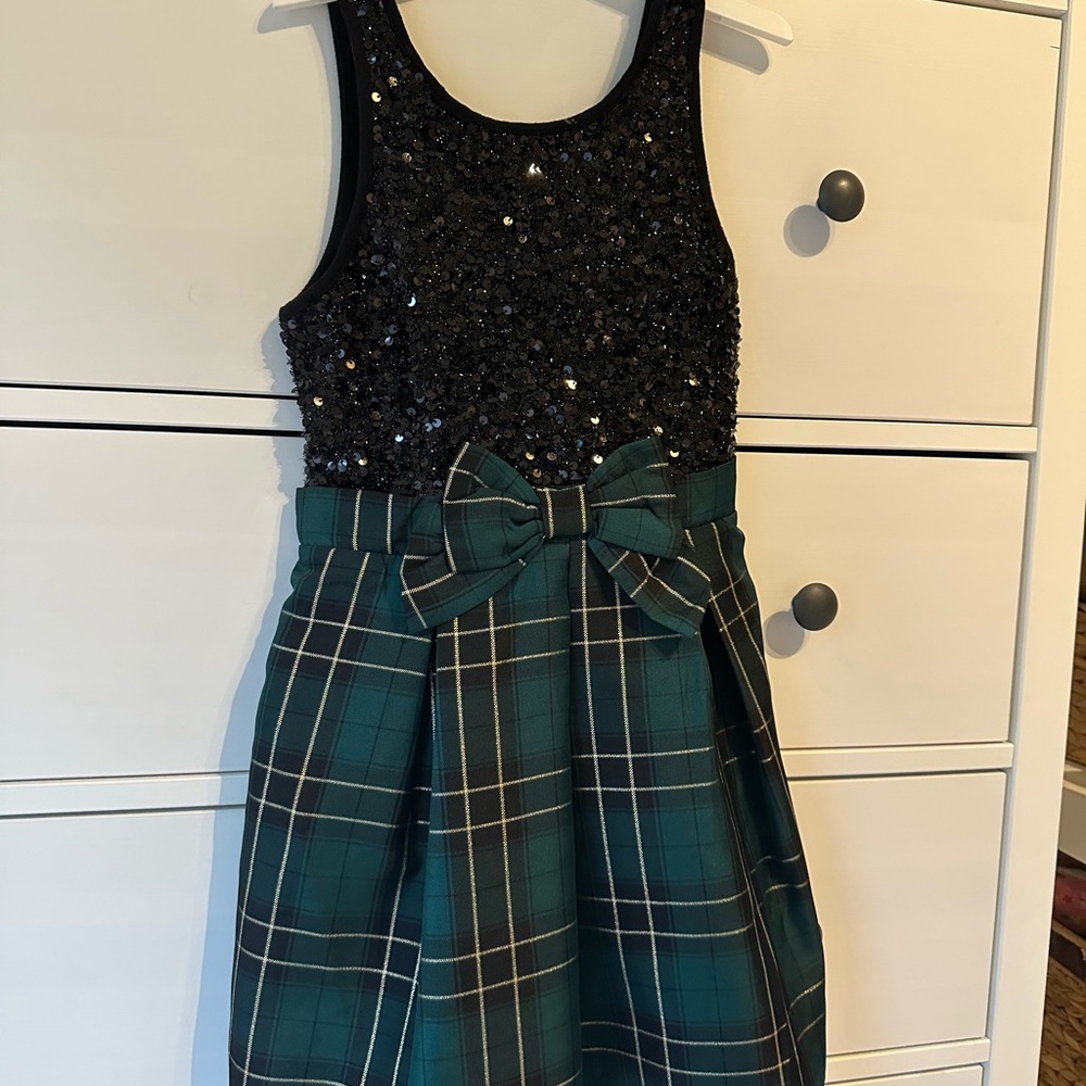 PLACE Black Sequin Top
